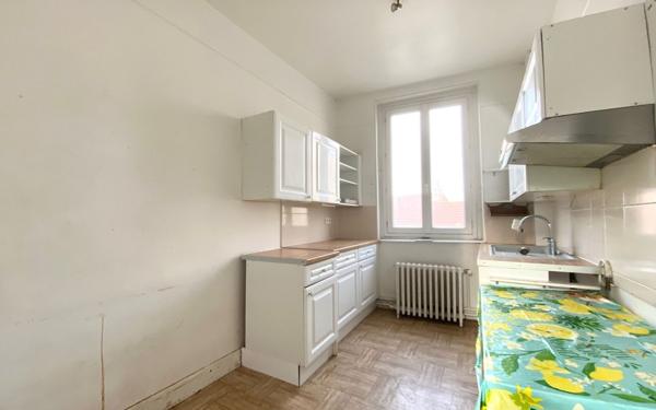 Maison à vendre    4 pièces •  Épône