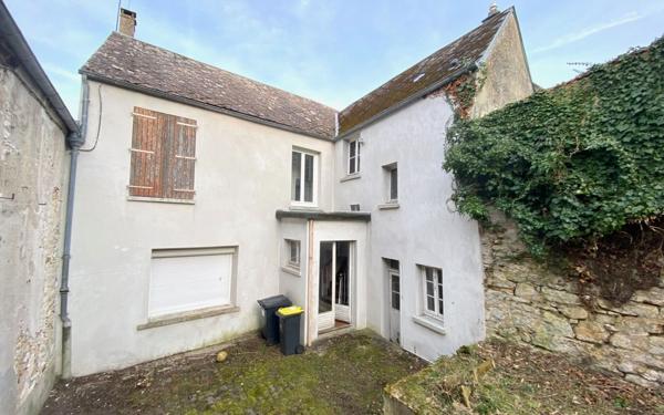 Maison à vendre    4 pièces •  Épône