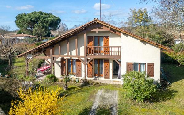 Maison à vendre    5 pièces •  Sanguinet