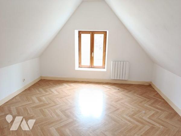 PROCHE CENTRE VILLE, TRES BON ETAT, HABITABLE SANS TRAVAUX