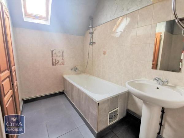 Maison à louer 3 pièces 67.04m² Festieux (02840)