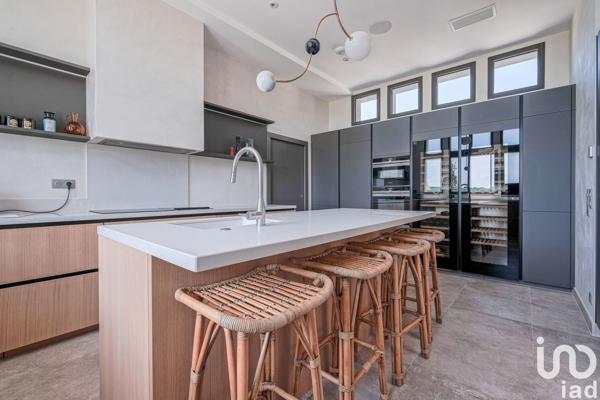 Maison à vendre 9 pièces 355 m² Magny-le-Hongre