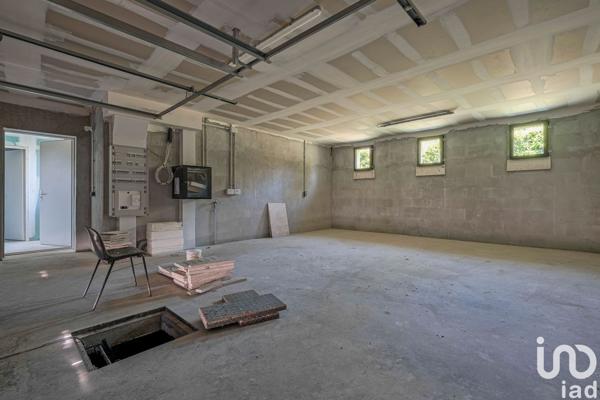 Maison à vendre 9 pièces 355 m² Magny-le-Hongre