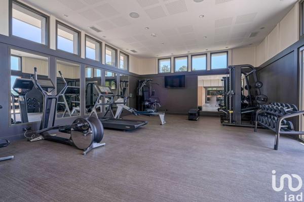 Maison à vendre 9 pièces 355 m² Magny-le-Hongre