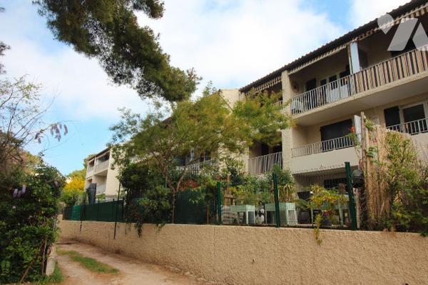 Charmant Studio à la vente de 24m2 (VUE MER) au sein d'une Résidence sécurisée à Saint-Cyr-Sur-Mer