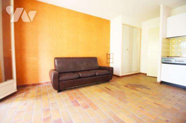 Charmant Studio à la vente de 24m2 (VUE MER) au sein d'une Résidence sécurisée à Saint-Cyr-Sur-Mer