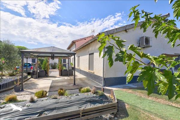 Maison à vendre |  Ambres |  10 pièces | 170 m²