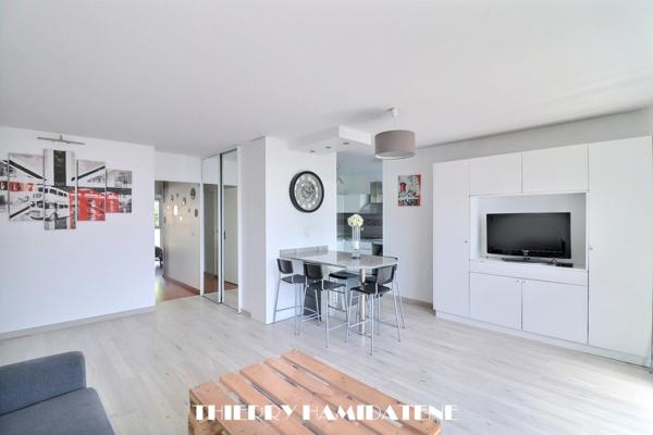 COLONIE - ANATOL FRANCE -ECOLE JULES FERRY TRES BEL  APPARTEMENT MODERNE RESIDENCE RECENTE NORMES BBC 4 PIECES AVEC BALCON 80M2 3 CHAMBRES 1 PARKING EN S/SOL