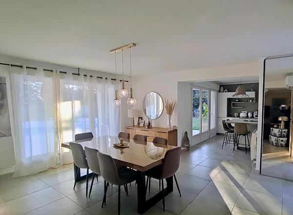 Saint-Privat-des-Vieux (30340) ST PRIVAT DE VIEUX – MAISON 182 M² PISCINE 12X6 TERRAIN 2400 M² DÉPENDANCES