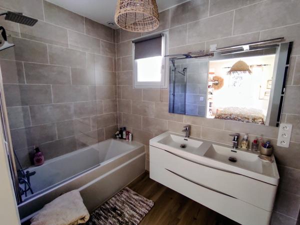 Saint-Privat-des-Vieux (30340) ST PRIVAT DE VIEUX – MAISON 182 M² PISCINE 12X6 TERRAIN 2400 M² DÉPENDANCES