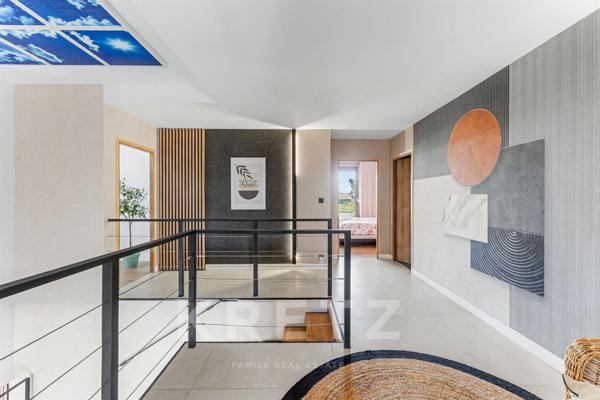 Villa contemporaine T7 première ligne du Tarn, avec piscine, ponton privé, garage