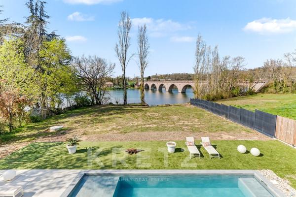 Villa contemporaine T7 première ligne du Tarn, avec piscine, ponton privé, garage