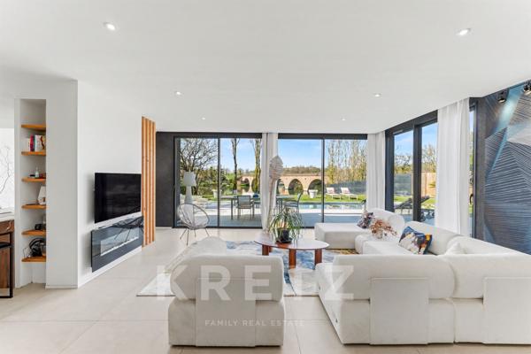 Villa contemporaine T7 première ligne du Tarn, avec piscine, ponton privé, garage