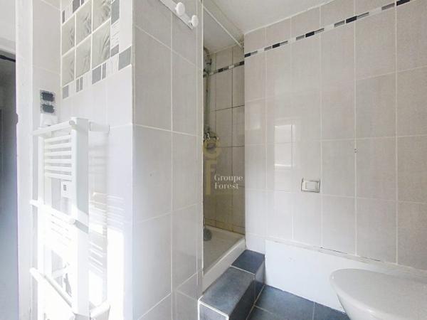 Maison mitoyenne 2 côtés Tourcoing Secteur Tourcoing-Neuville en Ferrain 115 m²