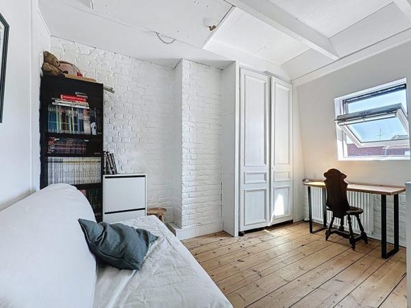 Maison mitoyenne 2 côtés La Madeleine 111 m²