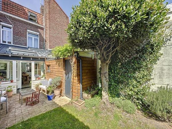 Maison mitoyenne 2 côtés La Madeleine 111 m²