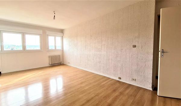 Location                                                      Appartement
                        
                     2 pièces                      50 m2                     à Albi