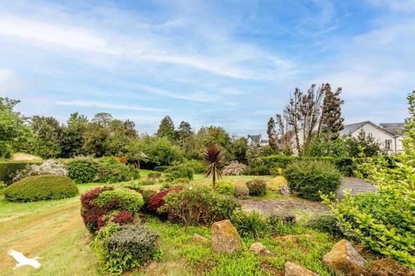 Maison à vendre |  Pont-de-Buis-lès-Quimerch |  11 pièces | 345 m²