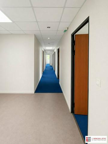 Bureaux de 393m2 à BRUZ