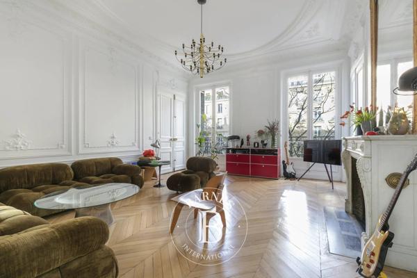Paris 8ème, Appartement 3 Chambres -  155 m² à vendre