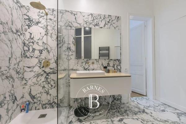 Paris 8ème, Appartement 3 Chambres -  155 m² à vendre