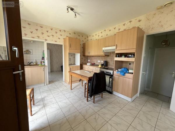 Maison à vendre à Connerré dans la Sarthe (72160), ref : 72033-362