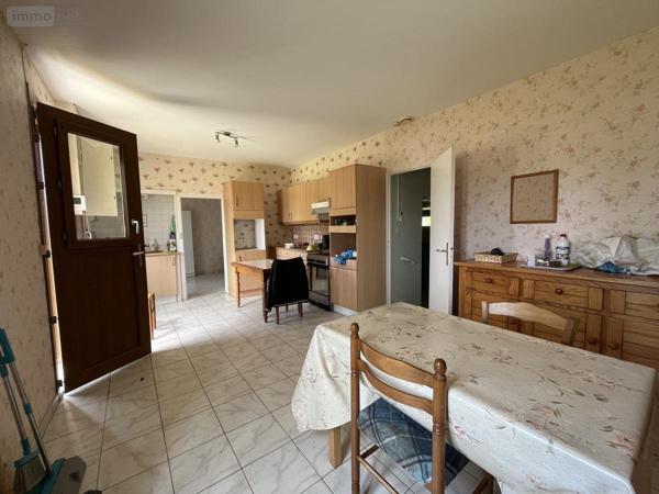 Maison à vendre à Connerré dans la Sarthe (72160), ref : 72033-362