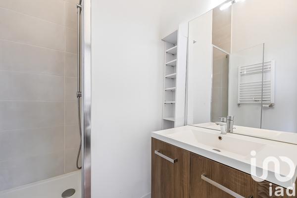 Apartment for sale 4 rooms 74 m² Asnières-sur-Seine