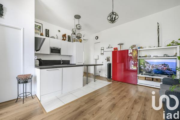 Apartment for sale 4 rooms 74 m² Asnières-sur-Seine
