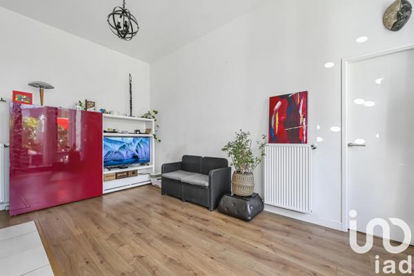 Apartment for sale 4 rooms 74 m² Asnières-sur-Seine