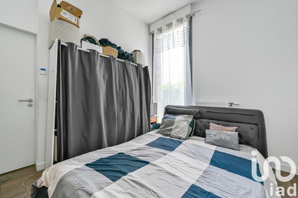 Apartment for sale 4 rooms 74 m² Asnières-sur-Seine