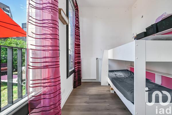 Apartment for sale 4 rooms 74 m² Asnières-sur-Seine