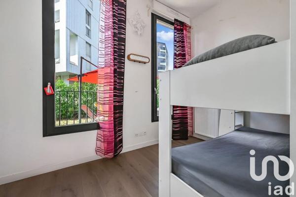 Apartment for sale 4 rooms 74 m² Asnières-sur-Seine