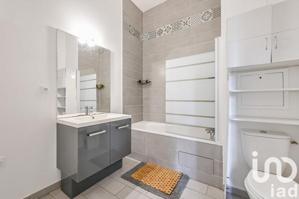 Apartment for sale 4 rooms 74 m² Asnières-sur-Seine