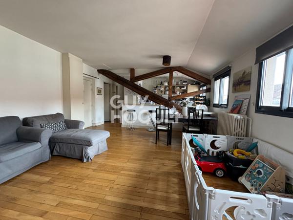 Appartement Dans Immeuble cossu et classé Rue de Archers