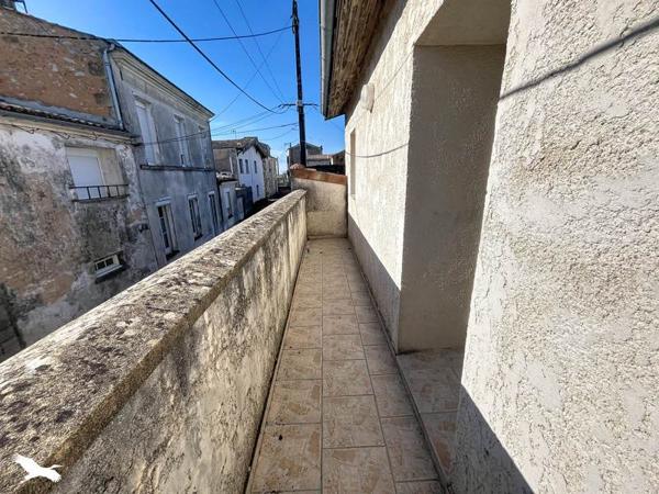 Maison à vendre 100 000 € Blaye 3 p 71 m² DPE D