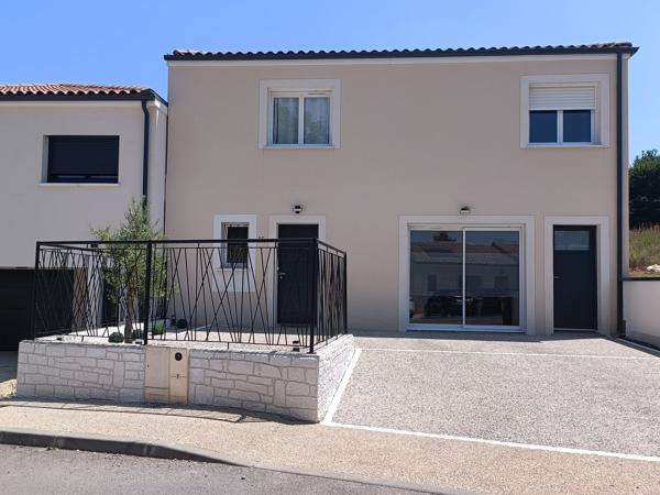 Maison traditionnelle à vendre, 7 pièces - Saint-Benoît 86280