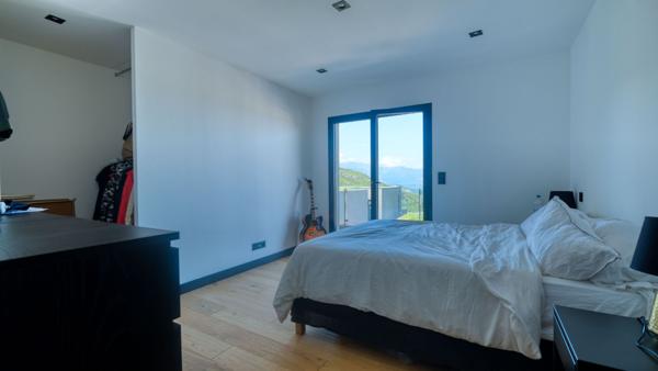 Appartement Barbaggio 4 pièce(s) 108 m2 terrasse 56 m2 + garage + parking couvert + cave vue dégagée