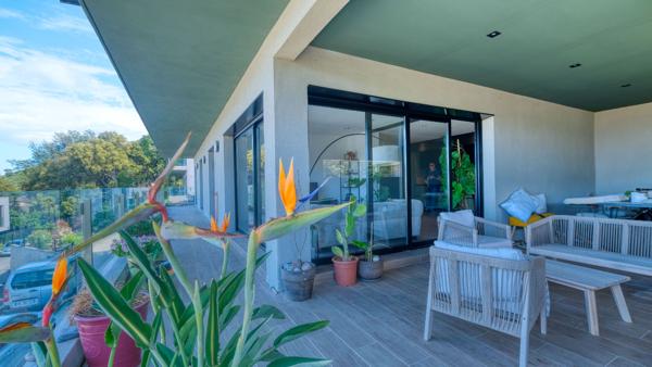 Appartement Barbaggio 4 pièce(s) 108 m2 terrasse 56 m2 + garage + parking couvert + cave vue dégagée