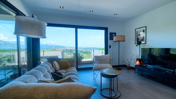 Appartement Barbaggio 4 pièce(s) 108 m2 terrasse 56 m2 + garage + parking couvert + cave vue dégagée