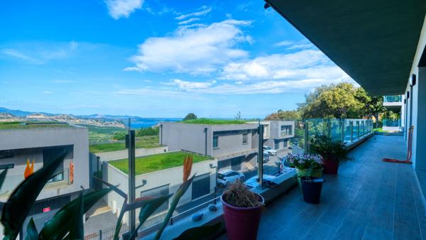 Appartement Barbaggio 4 pièce(s) 108 m2 terrasse 56 m2 + garage + parking couvert + cave vue dégagée