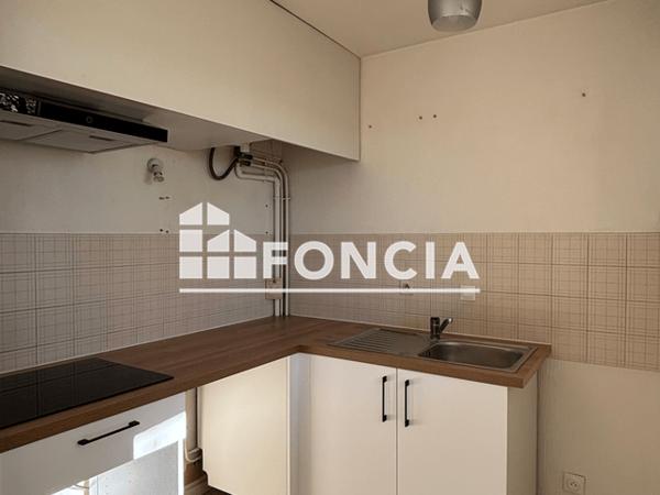 Location Appartement 2 pièces 47.17 m² - 1 ALLEE PHILIPPE DE CHAMPAIGNE Merignac 33700