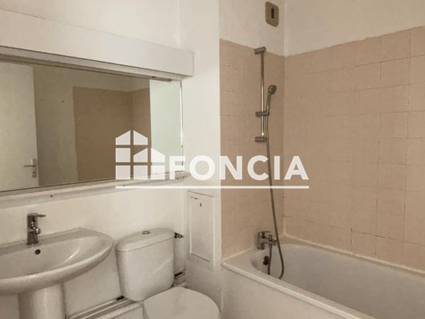 Location Appartement 2 pièces 47.17 m² - 1 ALLEE PHILIPPE DE CHAMPAIGNE Merignac 33700