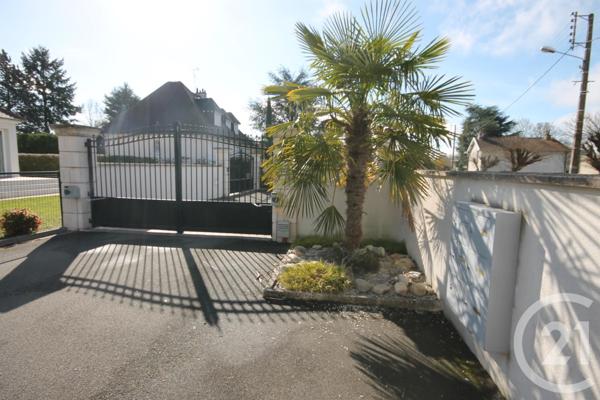 Maison à vendre  6 pièces - 149,22 m2 LA CHAPELLE ST MESMIN - 45