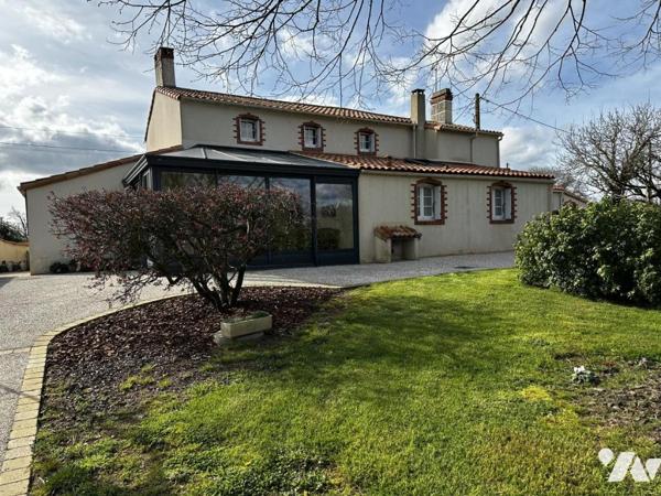 MOUTIERS LES MAUXFAITS