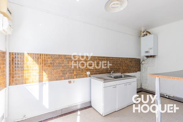 Maison à Vendre à Chilly Mazarin - Idéale investisseur FORT POTENTIEL