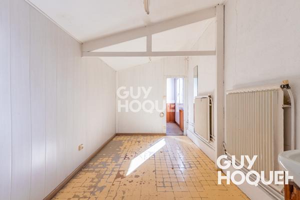 Maison à Vendre à Chilly Mazarin - Idéale investisseur FORT POTENTIEL