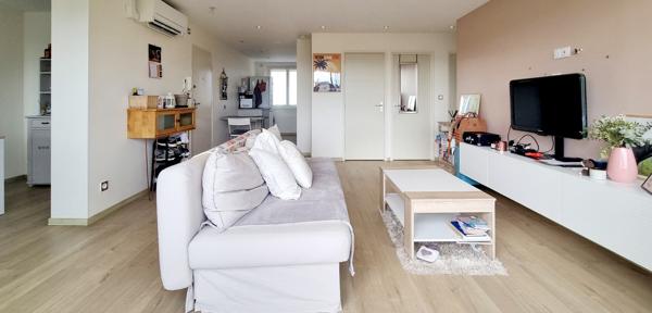 Appartement type 4, très lumineux avec garage et balcon - à Guilherand-Granges