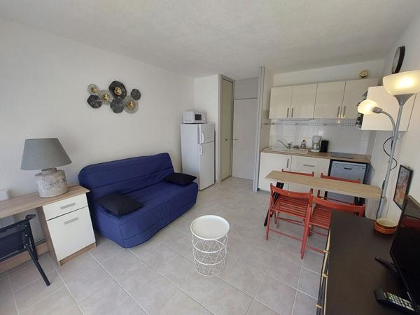 Appartement 1 pièce(s) 21.66 m2 A louer de septembre 2025 à fin mai 2026