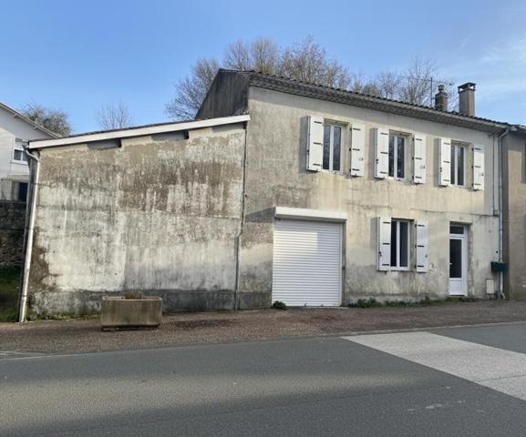 Maison à louer |  Mirambeau |  3 pièces | 82 m²